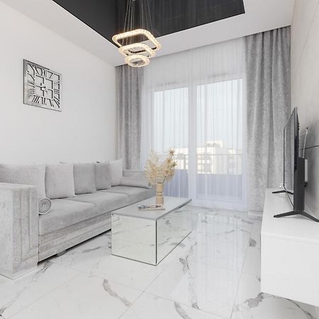 Elegant Apartments With Balcony & Parking Warsaw By Noclegi Renters Exterior photo